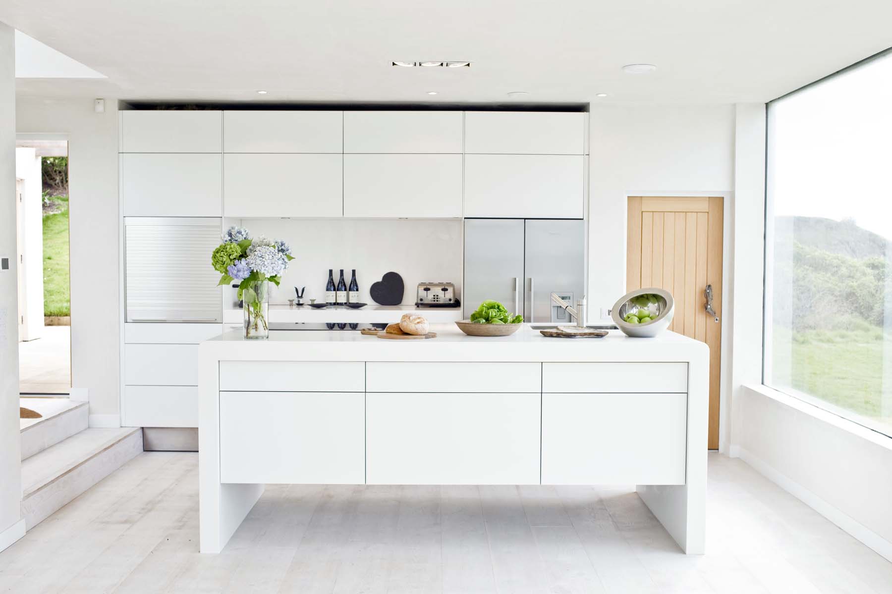 A white minimal kitchen