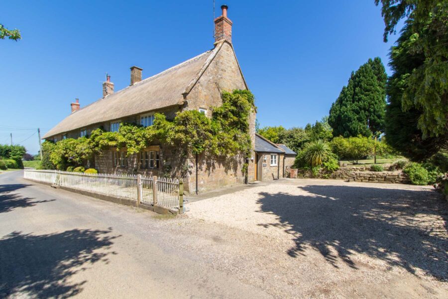 Luxury Country Cottage Stay In Somerset
