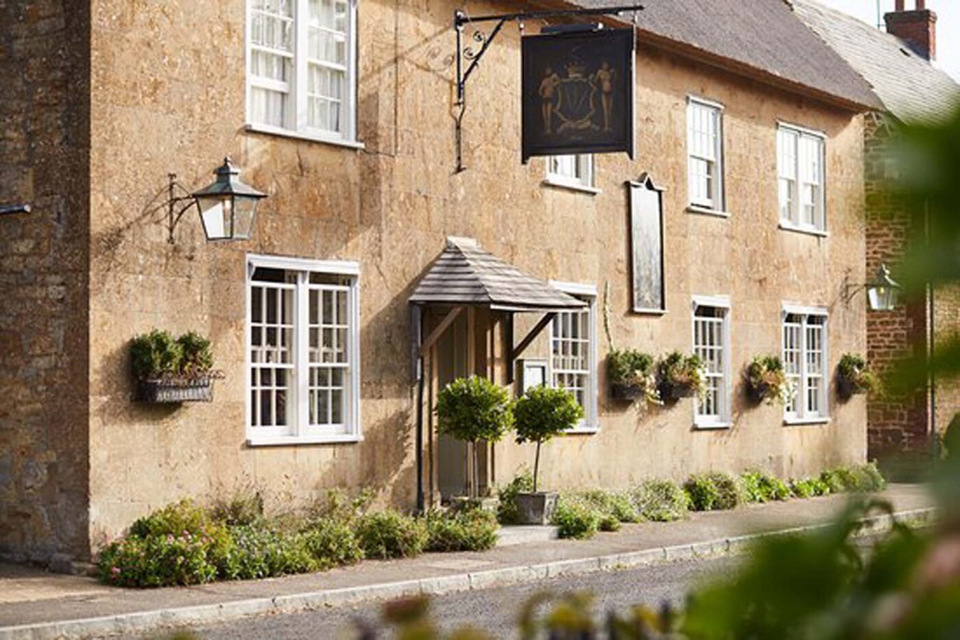 Exterior of Poulett Arms Pub