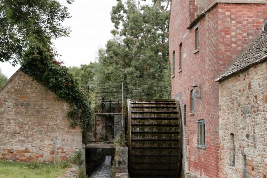 Number 3 The Square The Cotswolds cottage upper slaughter countryside river