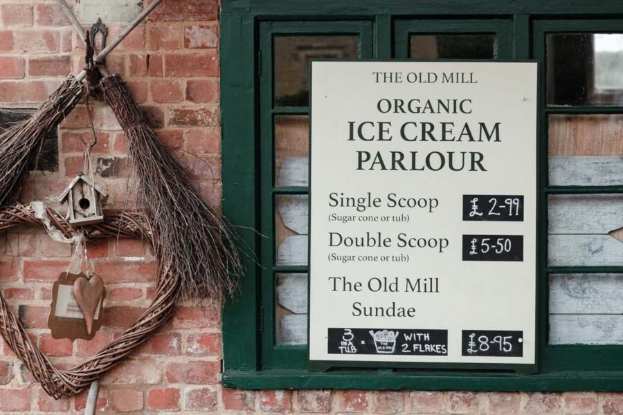 Number 3 The Square The Cotswolds cottage upper slaughter countryside river